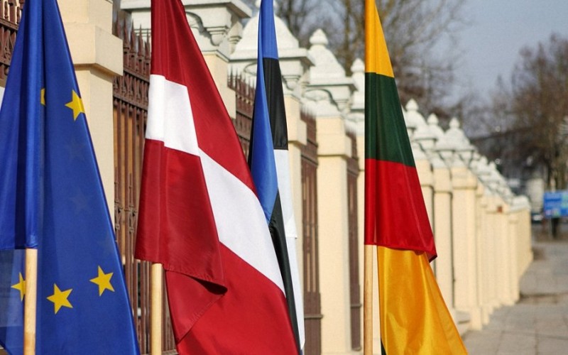 Russia reviews Baltic states’ independence, risks further backlash
