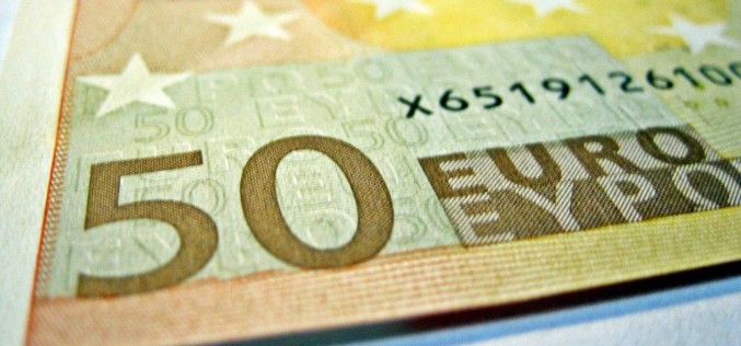Confidence in EU Increases Amid Economic Crisis
