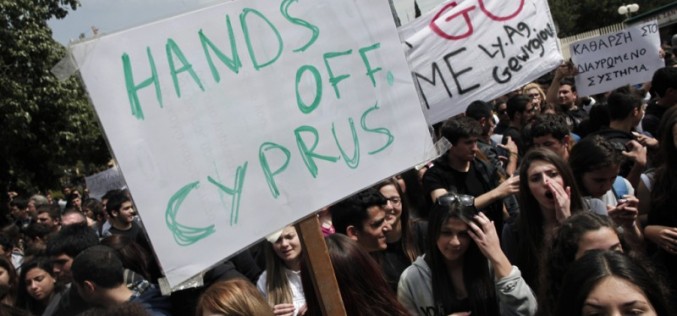 Cyprus Bailout Process Moves Forward Despite Risks