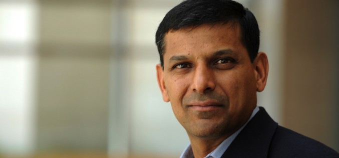 Raghuram Rajan to Save the Plummeting Rupee