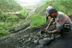 With falling commodity prices, Colombia and Peru must focus on industry