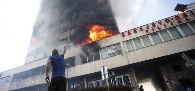 Stagnation fuels Bosnia protests