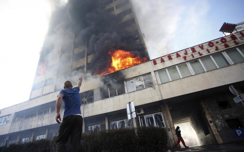 Stagnation fuels Bosnia protests