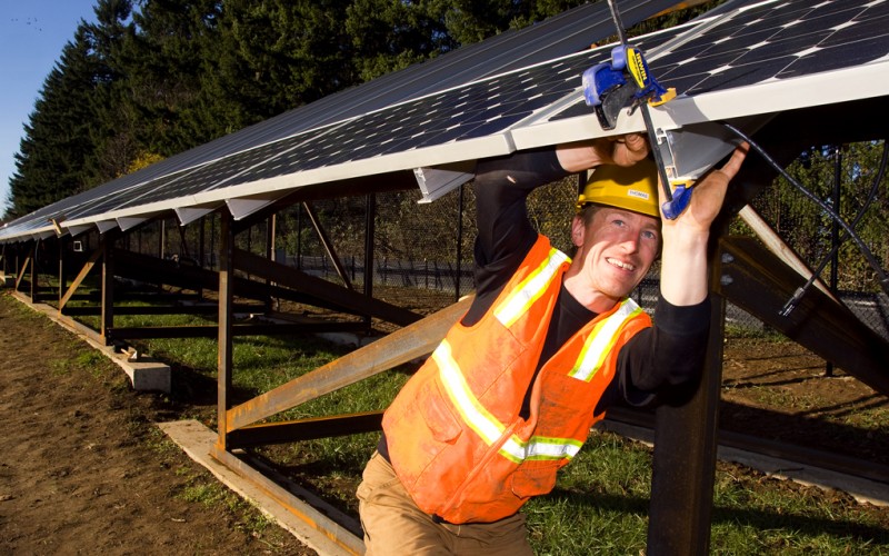 US utility companies push back in net metering battle