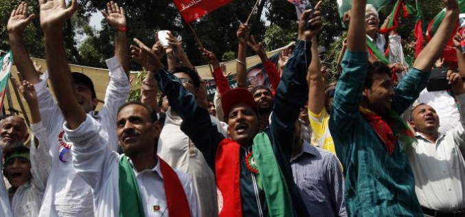 Economy is casualty of anti-government protests in Pakistan