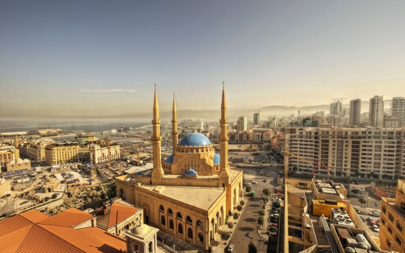 Lebanon political crisis threatens investment environment