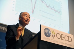 OECD interim assessment shows moderate growth