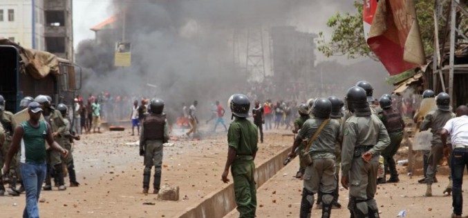 With Ebola epidemic and political instability, Guinea faces an economic disaster