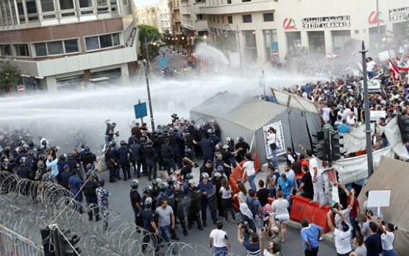 Anti-trash protests reveal fragility of Lebanese state