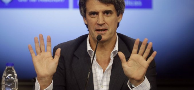 Argentina opens its economy after currency devaluation