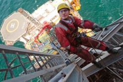 Falling oil prices raise concerns over Azerbaijan stability