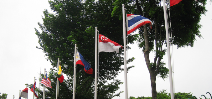 US seeks closer ASEAN ties, spelling conflict with China
