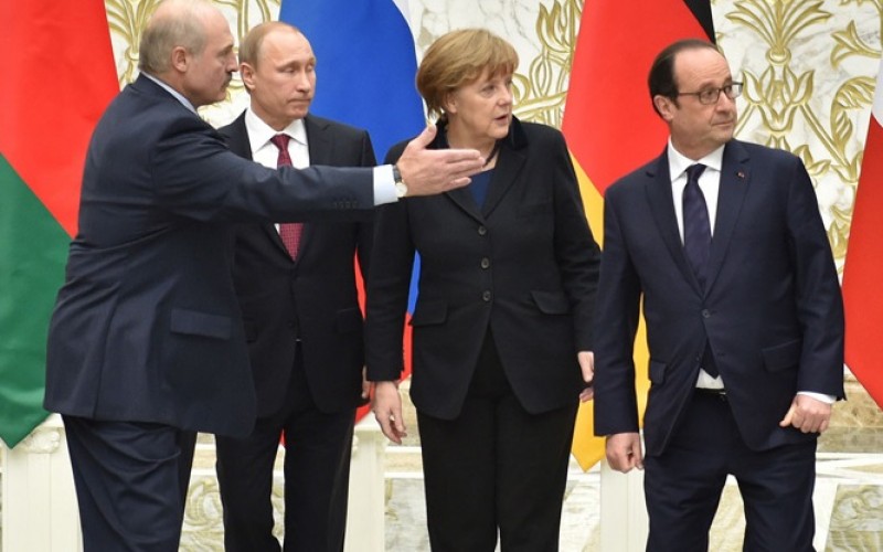 Belarus caught in the middle between EU and Russia
