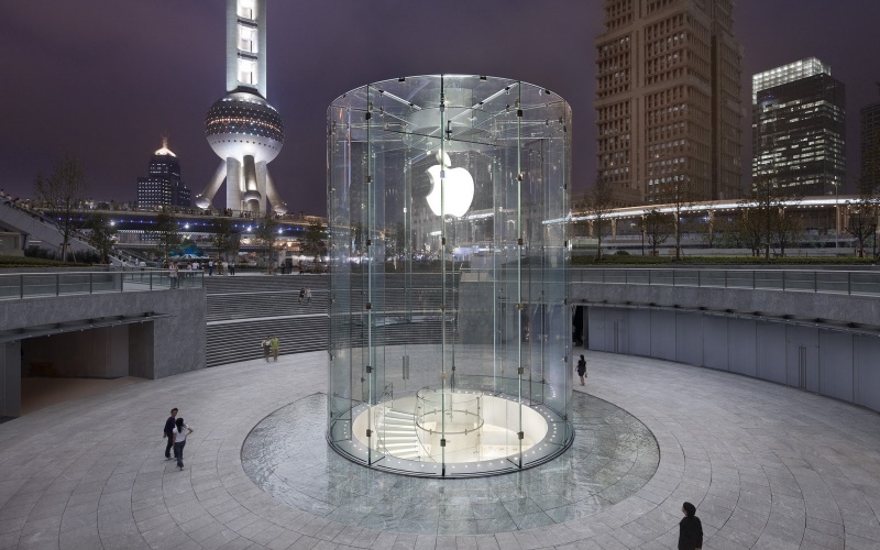 Apple runs afoul of China’s changing internet