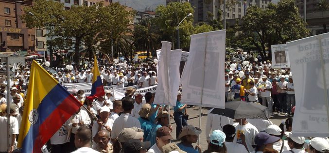 Will a peace agreement boost the Colombian economy?
