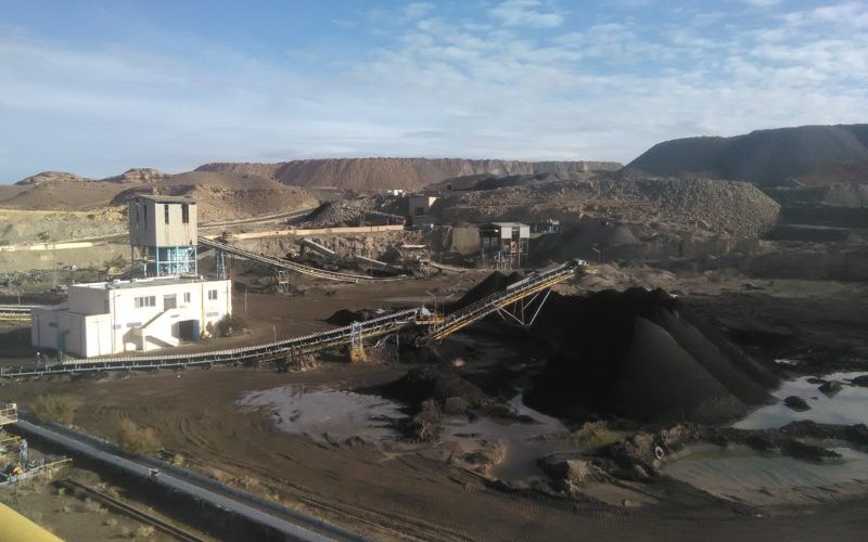 Tunisia’s phosphate mines – between a rock and a hard place