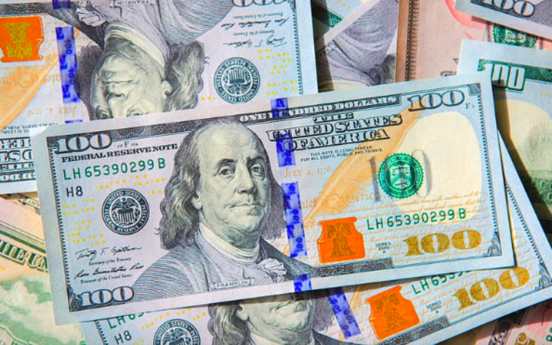Currencies: Is the Dollar in Danger?