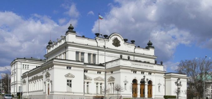Bulgaria’s pre-electoral tensions: From constitutional crisis to institutional trench war