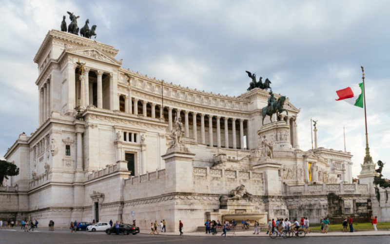 The Italian Recovery Plan: Health and Education
