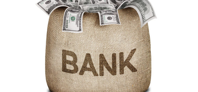 The US’s schizophrenic recovery: Banks’ earnings on the rise as the government bails out families