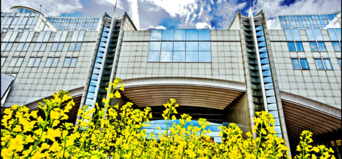 Energy Transition in the European Union: Great Challenges and Opportunities